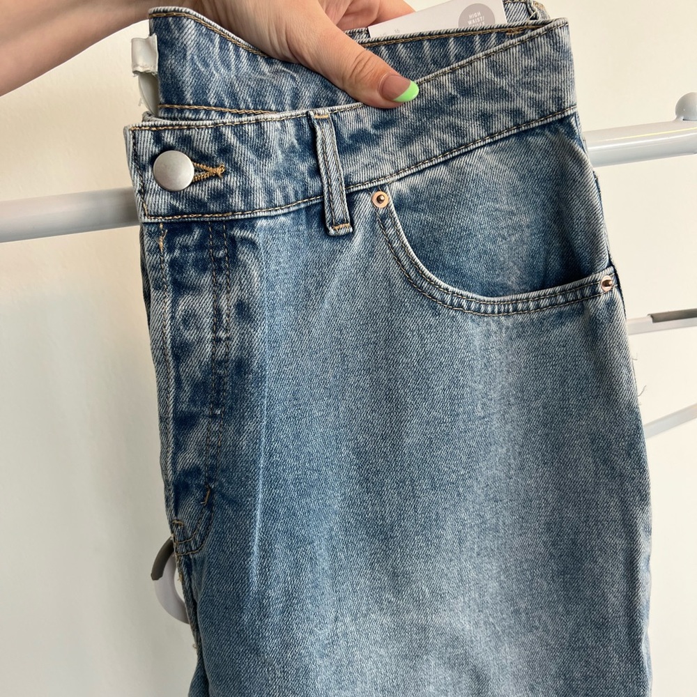 BNWT the TikTok Famous H&M Jeans! Loose Straight High Rise Jeans